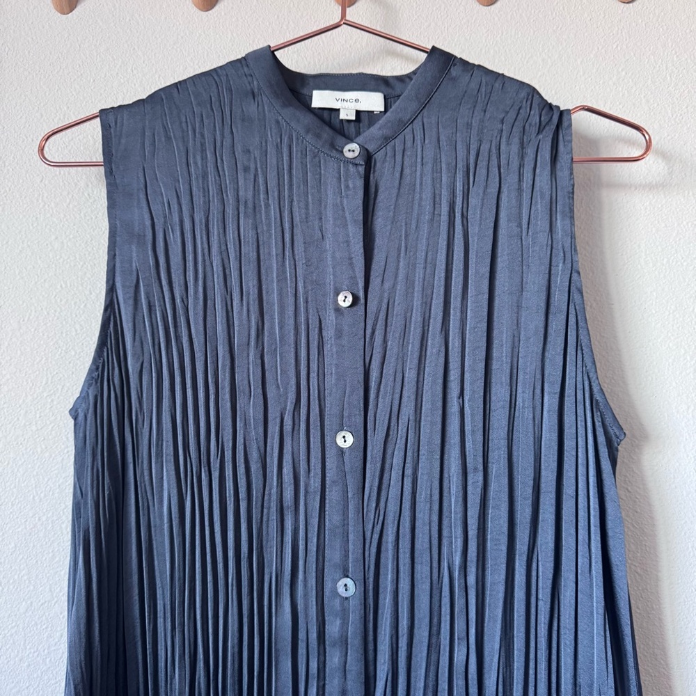 Vince Button-Down Gray Pleated Blouse - image 3